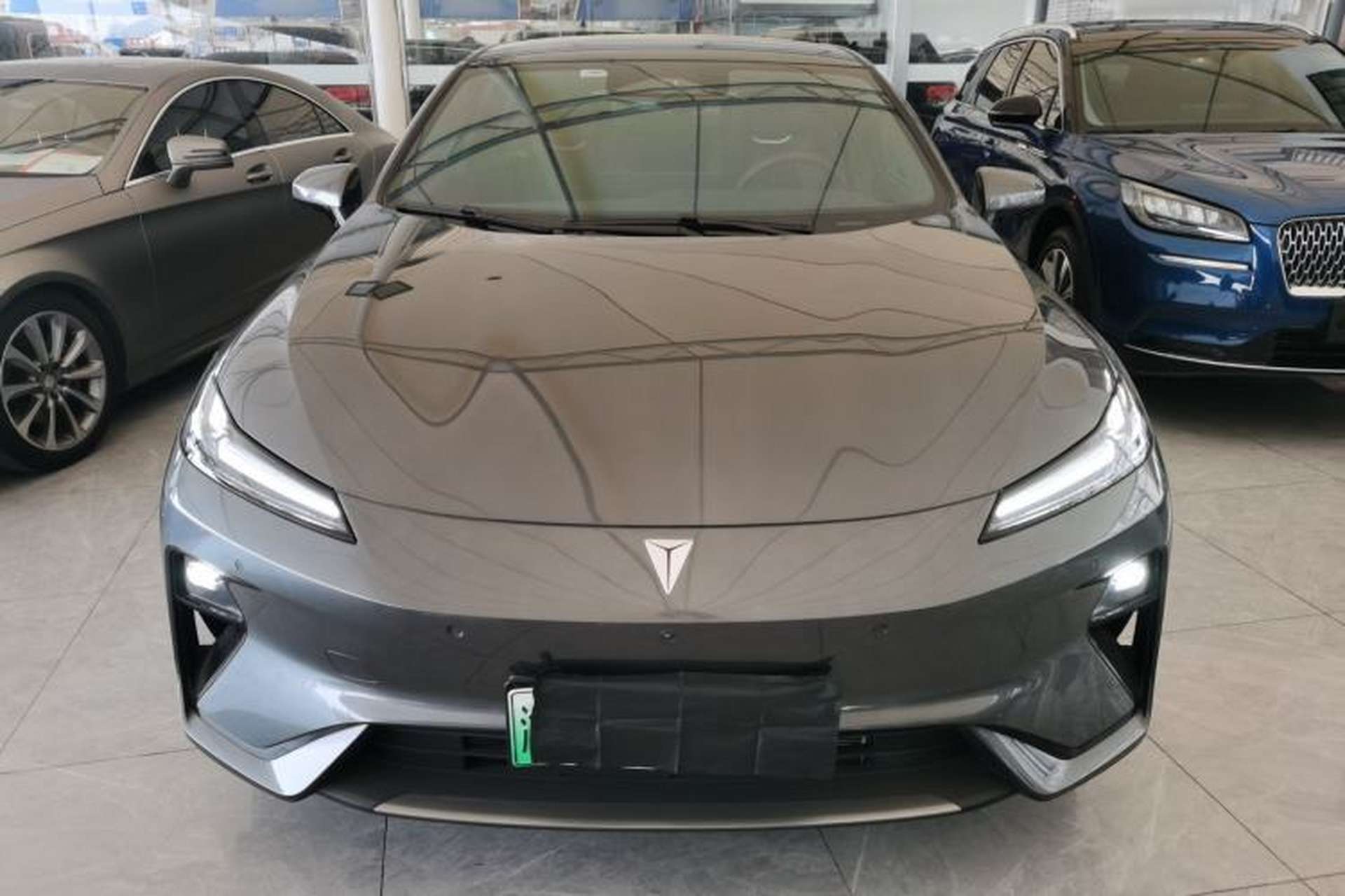 Used Deepal L07 2024 230Max Qiankun Intelligent Driving ADS SE Range-Extended Version Exterior 1