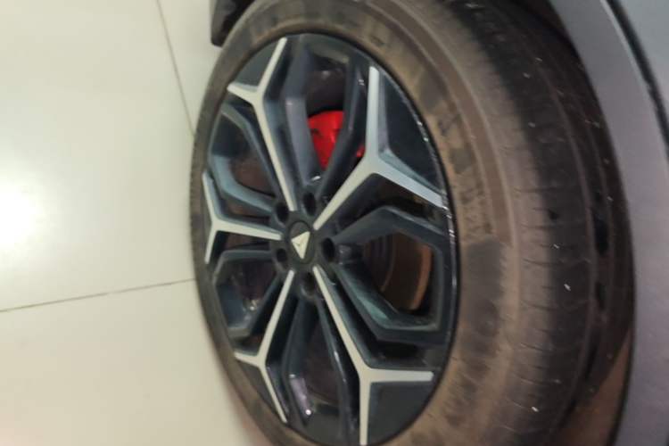 Used Deepal L07 2024 230Max Range-Extended Version Exterior 5