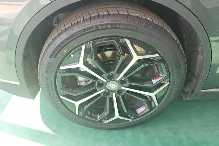 Used Deepal L07 2024 230Max Qiankun Intelligent Driving ADS SE Range-Extended Version Exterior 8