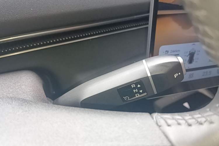 Used Deepal L07 2024 230Max Qiankun Intelligent Driving ADS SE Range-Extended Version Gear Lever
