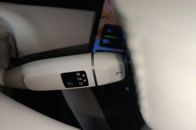 Used Deepal L07 2024 530 Max Qiankun Intelligent Driving ADS SE Pure Electric Version Gear Lever
