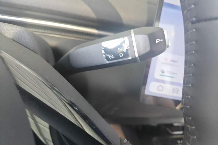 Used Deepal L07 2024 230Max Qiankun Intelligent Driving ADS SE Range-Extended Version Gear Lever