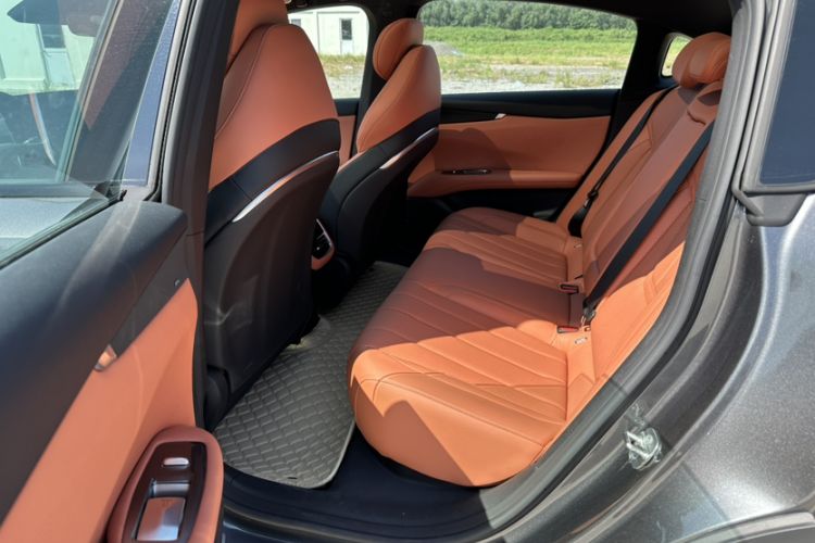 Used Deepal L07 2024 230Max Qiankun Intelligent Driving ADS SE Range-Extended Version Interior 10