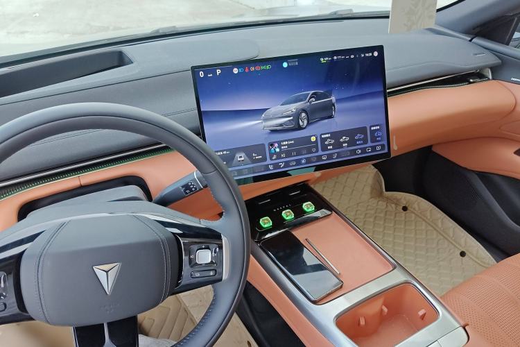 Used Deepal L07 2024 230Max Qiankun Intelligent Driving ADS SE Range-Extended Version Interior 2