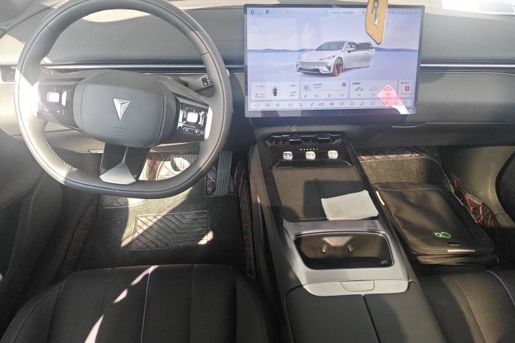 Used Deepal L07 2024 230Max Qiankun Intelligent Driving ADS SE Range-Extended Version Interior 2