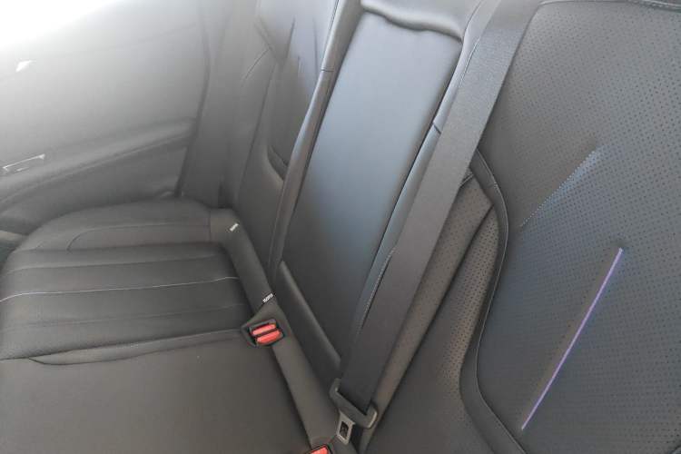 Used Deepal L07 2024 230Max Qiankun Intelligent Driving ADS SE Range-Extended Version Interior 4