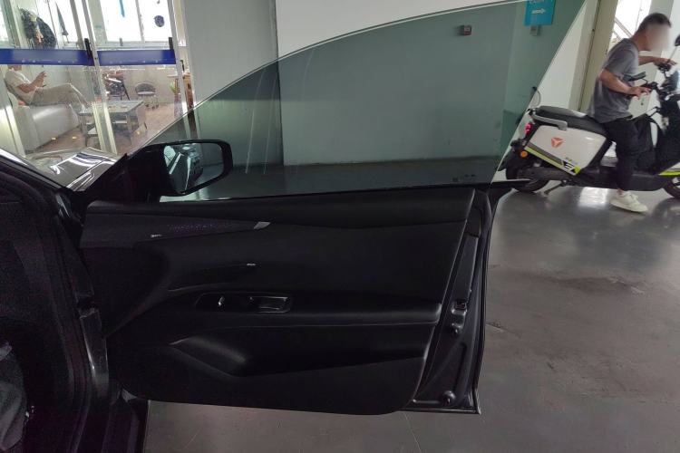 Used Deepal L07 2024 230Max Range-Extended Version Interior 5