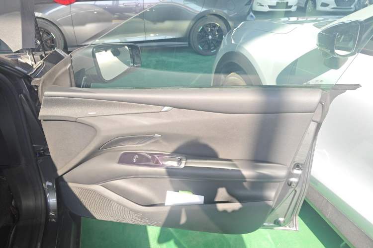 Used Deepal L07 2024 230Max Qiankun Intelligent Driving ADS SE Range-Extended Version Interior 5
