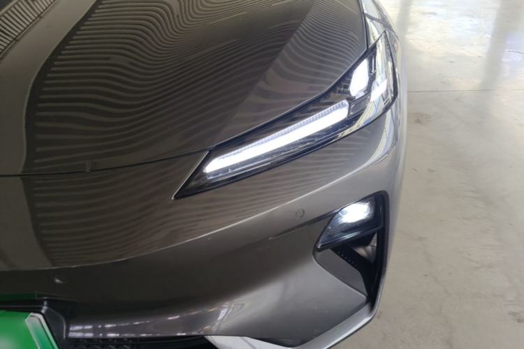 Used Deepal L07 2024 530 Max Qiankun Intelligent Driving ADS SE Pure Electric Version Left Front Headlight