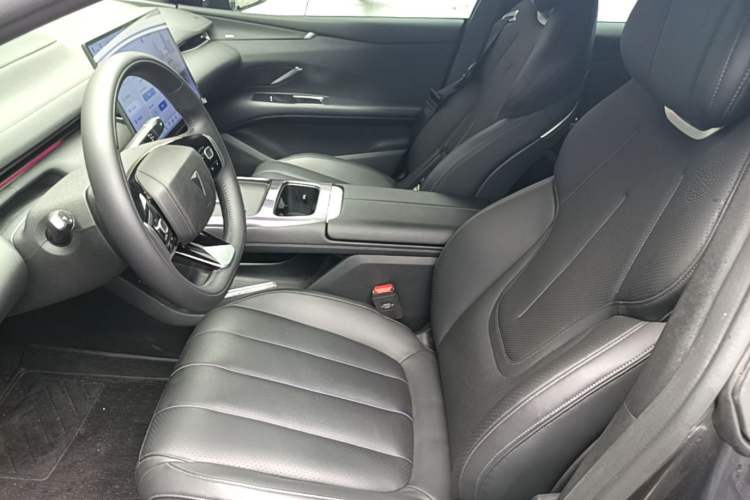 Used Deepal L07 2024 230Max Range-Extended Version Left Front Seat