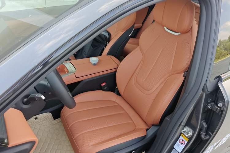 Used Deepal L07 2024 230Max Qiankun Intelligent Driving ADS SE Range-Extended Version Left Front Seat