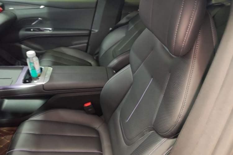 Used Deepal L07 2024 230Max Range-Extended Version Left Front Seat