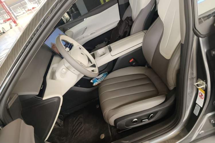 Used Deepal L07 2024 530 Max Qiankun Intelligent Driving ADS SE Pure Electric Version Left Front Seat
