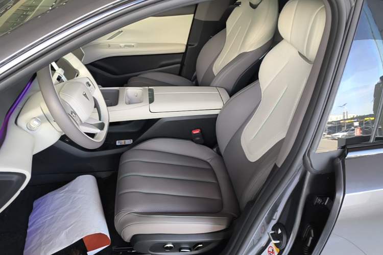 Used Deepal L07 2024 230Max Range-Extended Version Left Front Seat