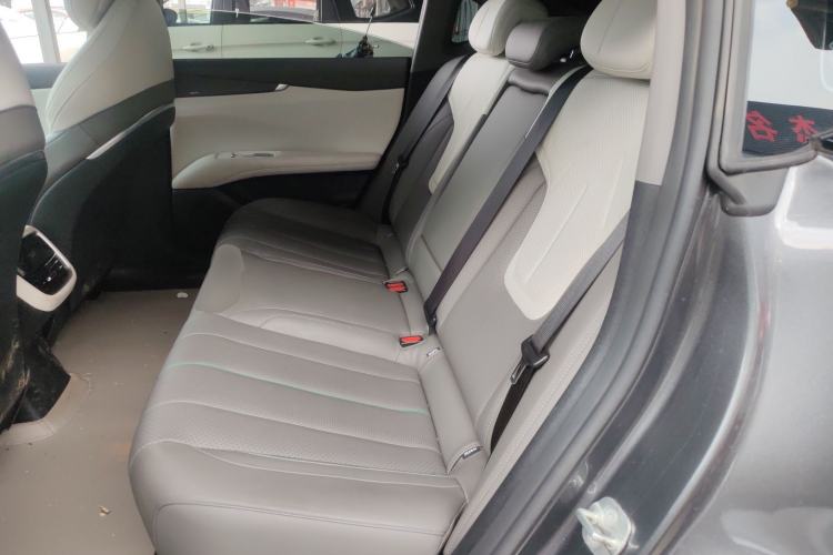 Used Deepal L07 2024 530Max Pure Electric Version Left Rear Seat