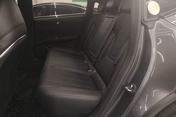 Used Deepal L07 2024 230Max Qiankun Intelligent Driving ADS SE Range-Extended Version Left Rear Seat