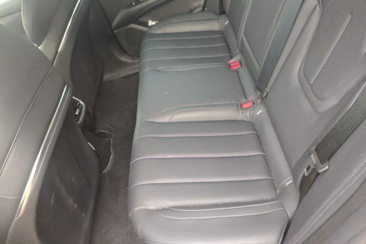 Used Deepal L07 2024 230Max Range-Extended Version Left Rear Seat