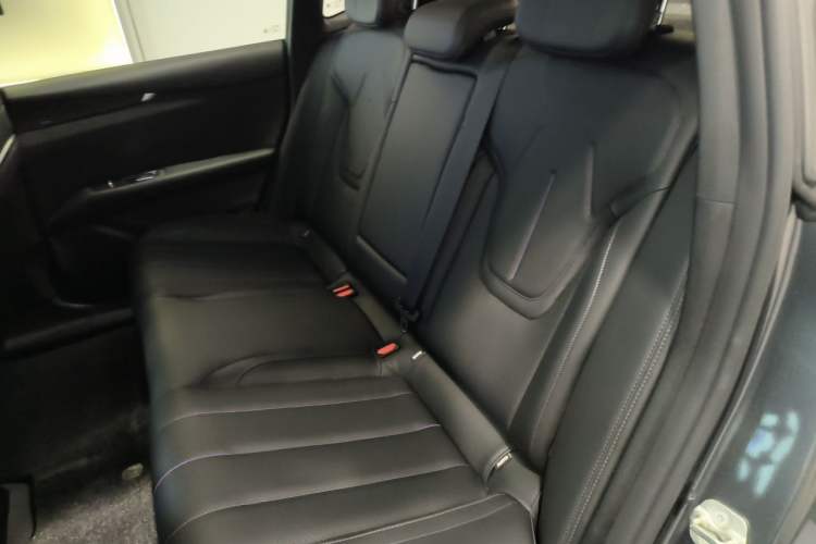 Used Deepal L07 2024 530 Max Qiankun Intelligent Driving ADS SE Pure Electric Version Left Rear Seat