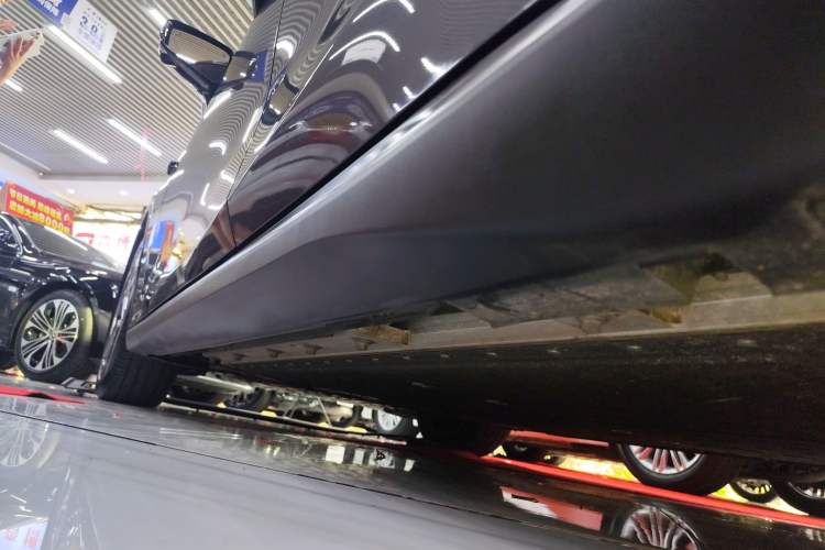 Used Deepal L07 2024 530Max Pure Electric Version Left Side Sill