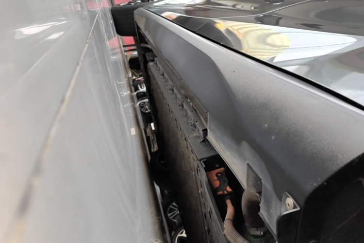 Used Deepal L07 2024 230Max Range-Extended Version Left Side Sill