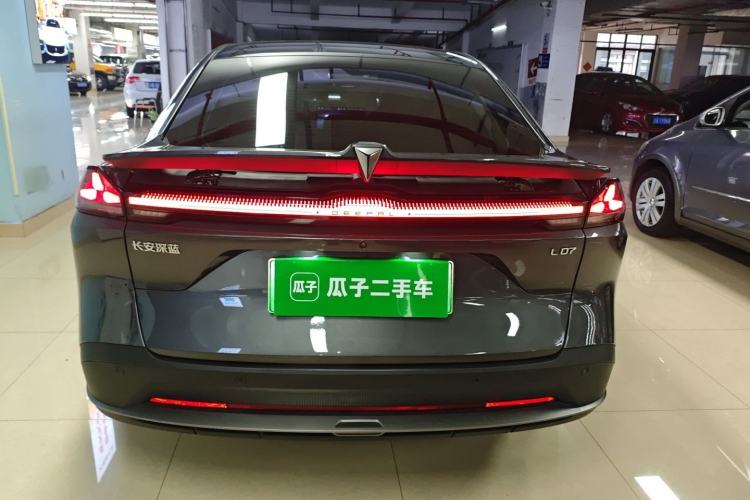 Used Deepal L07 2024 230Max Qiankun Intelligent Driving ADS SE Range-Extended Version Rear