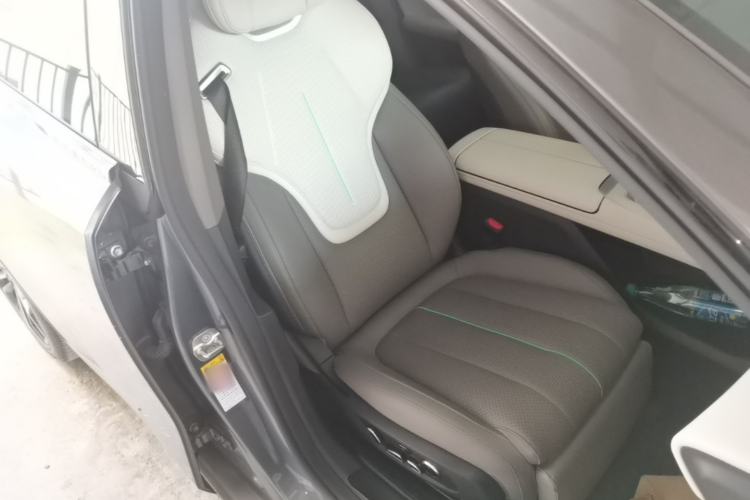 Used Deepal L07 2024 230Max Range-Extended Version Right Front Seat
