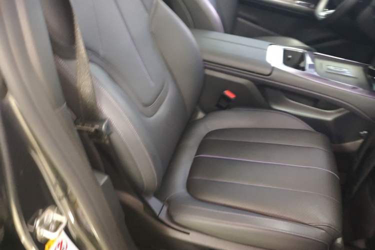 Used Deepal L07 2024 230Max Qiankun Intelligent Driving ADS SE Range-Extended Version Right Front Seat