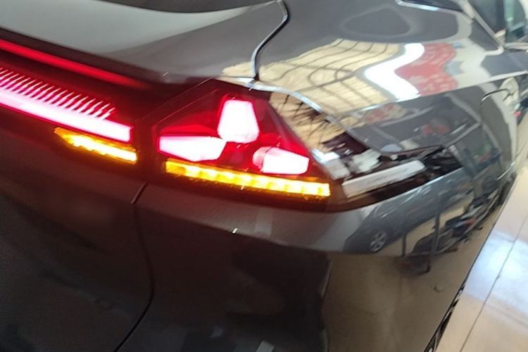 Used Deepal L07 2024 230Max Range-Extended Version Right Rear Taillight
