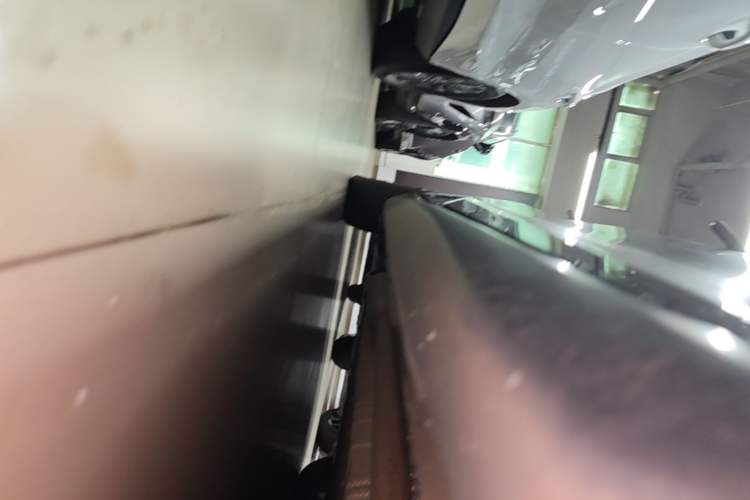 Used Deepal L07 2024 230Max Range-Extended Version Right Side Sill
