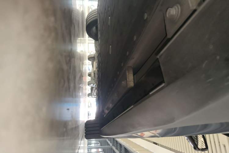 Used Deepal L07 2024 530 Max Qiankun Intelligent Driving ADS SE Pure Electric Version Right Side Sill
