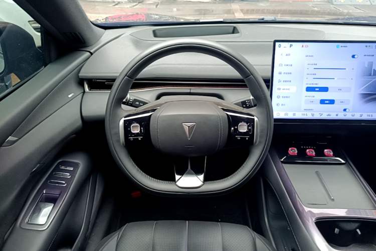 Used Deepal L07 2024 230Max Range-Extended Version Steering Wheel