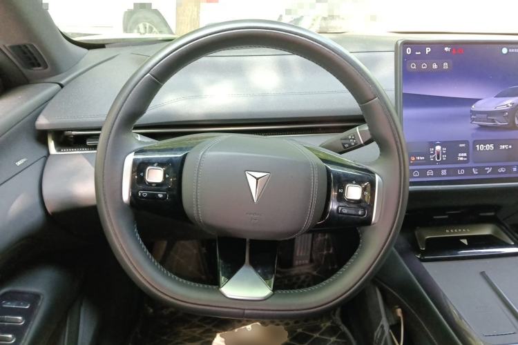 Used Deepal L07 2024 230Max Range-Extended Version Steering Wheel