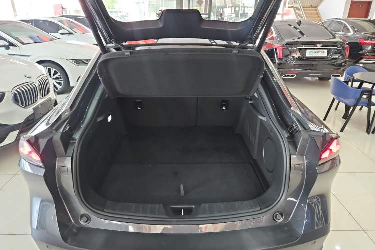 Used Deepal L07 2024 230Max Range-Extended Version Trunk