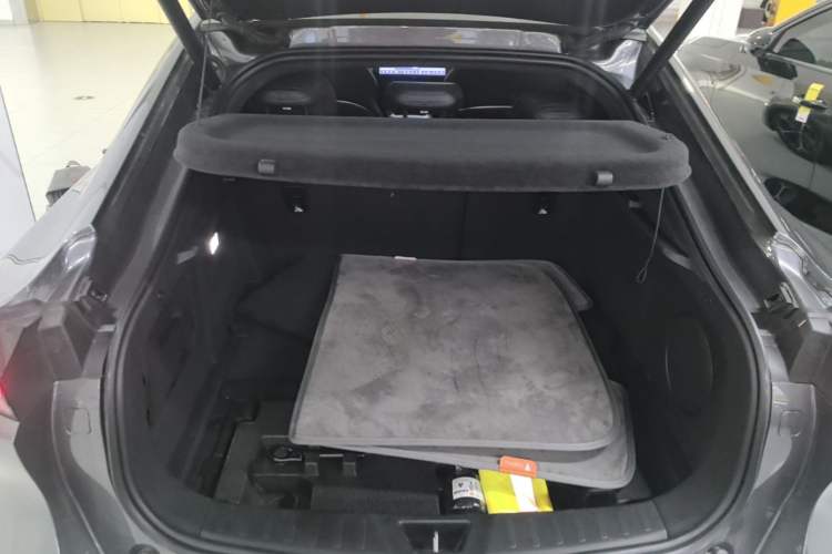 Used Deepal L07 2024 230Max Range-Extended Version Trunk