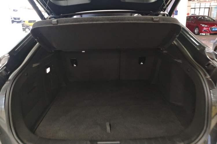 Used Deepal L07 2024 230Max Qiankun Intelligent Driving ADS SE Range-Extended Version Trunk