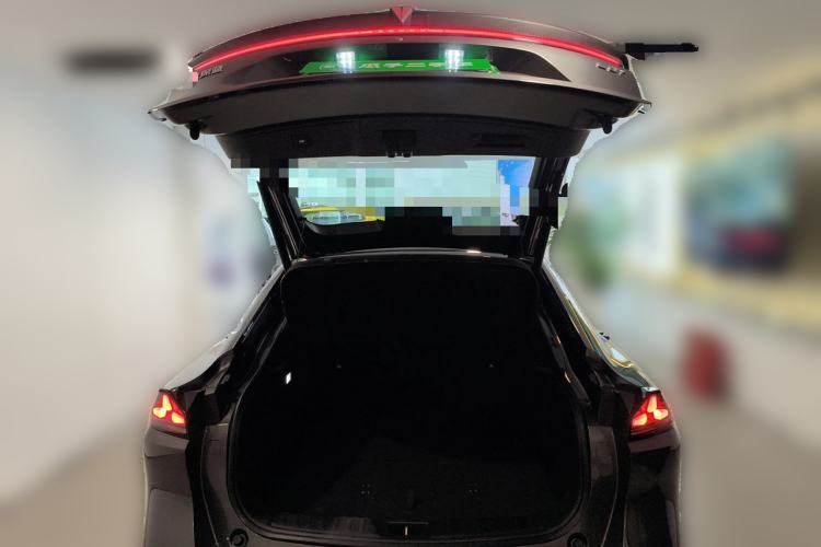 Used Deepal L07 2024 530 Max Qiankun Intelligent Driving ADS SE Pure Electric Version Trunk