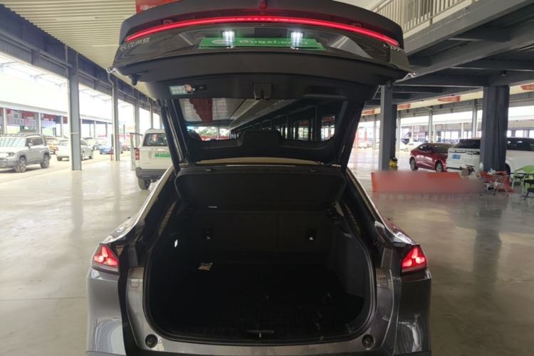 Used Deepal L07 2024 530 Max Qiankun Intelligent Driving ADS SE Pure Electric Version Trunk