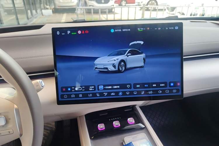 Used Deepal L07 2024 230Max Qiankun Intelligent Driving ADS SE Range-Extended Version Audio And AC Panel