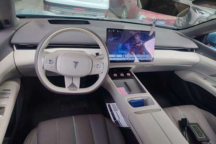 Used Deepal L07 2024 230Max Qiankun Intelligent Driving ADS SE Range-Extended Version Center Console