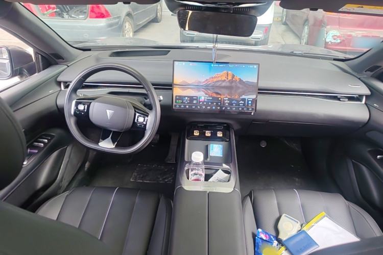 Used Deepal L07 2024 230Max Qiankun Intelligent Driving ADS SE Range-Extended Version Center Console