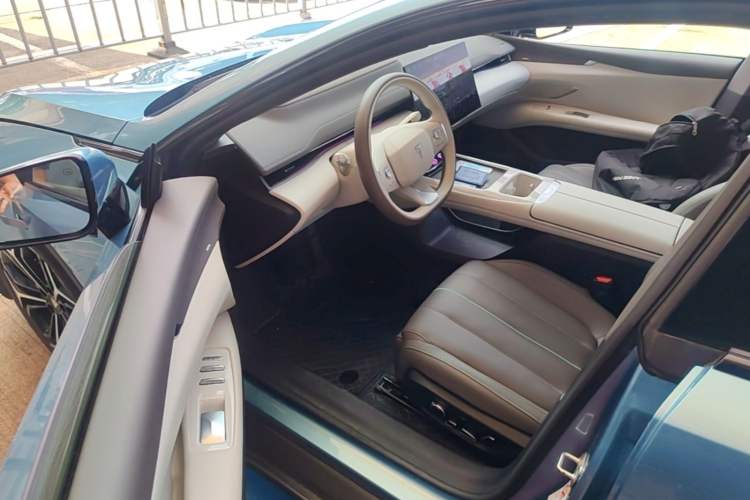 Used Deepal L07 2024 230Max Qiankun Intelligent Driving ADS SE Range-Extended Version Driver Seat