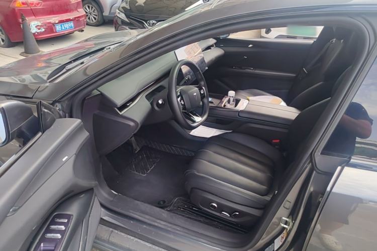 Used Deepal L07 2024 230Max Qiankun Intelligent Driving ADS SE Range-Extended Version Driver Seat
