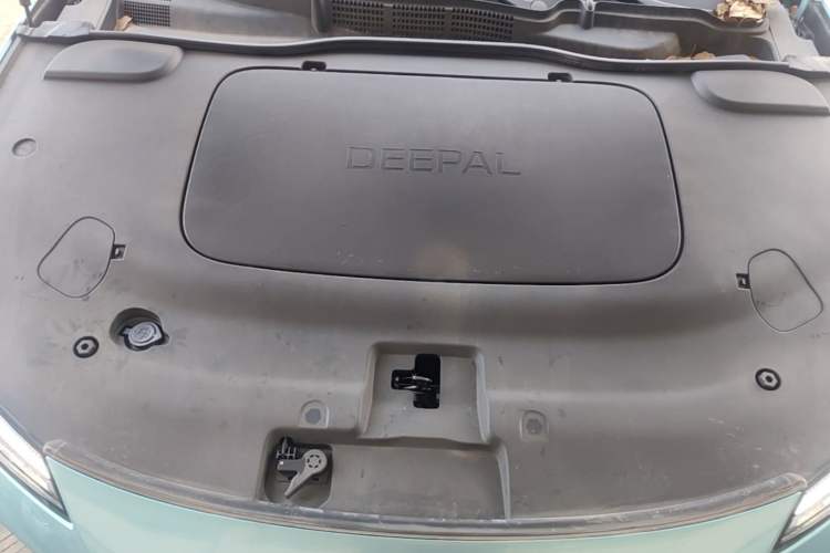 Used Deepal L07 2024 230Max Qiankun Intelligent Driving ADS SE Range-Extended Version Engine Bay