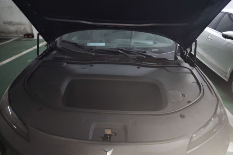 Used Deepal L07 2024 530Max Pure Electric Version Engine Bay