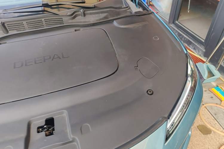 Used Deepal L07 2024 230Max Qiankun Intelligent Driving ADS SE Range-Extended Version Engine Bay Left