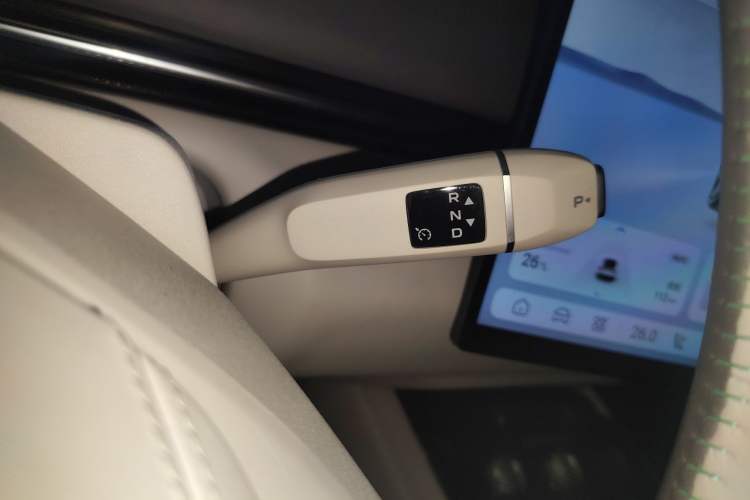 Used Deepal L07 2024 530Max Pure Electric Version Gear Lever