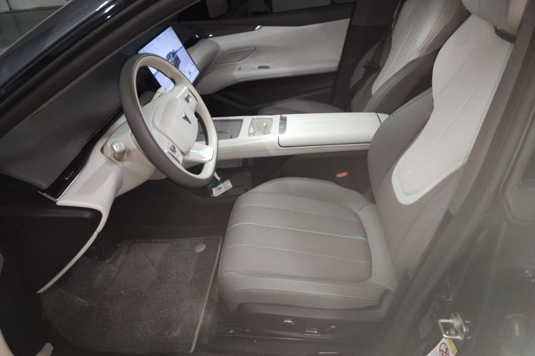 Used Deepal L07 2024 530Max Pure Electric Version Left Front Seat