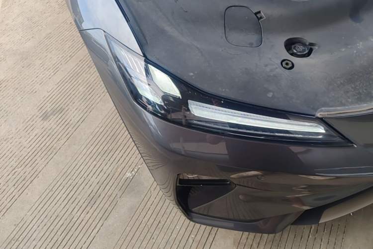 Used Deepal L07 2024 230Max Qiankun Intelligent Driving ADS SE Range-Extended Version Right Front Headlight