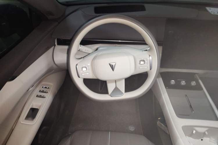 Used Deepal L07 2024 530Max Pure Electric Version Steering Wheel