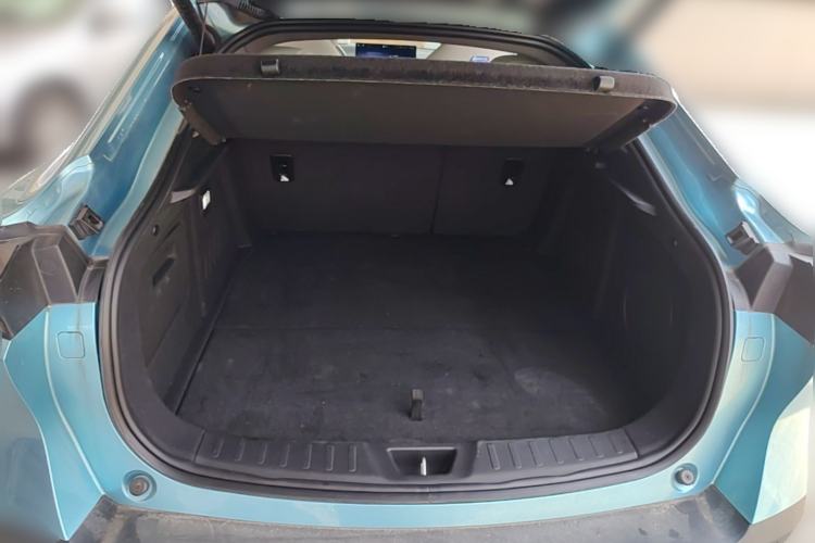Used Deepal L07 2024 230Max Qiankun Intelligent Driving ADS SE Range-Extended Version Trunk